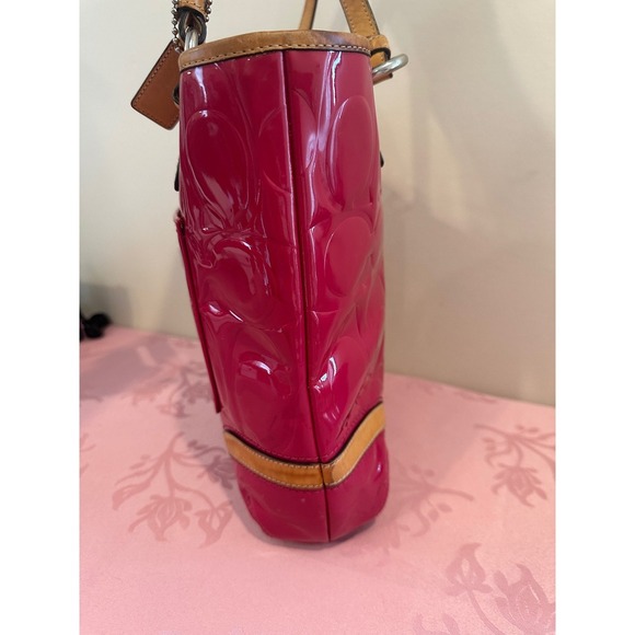 Coach Peyton Signature C Embossed Patent Leather Satchel Shoulder Bag - Picture 3 of 11